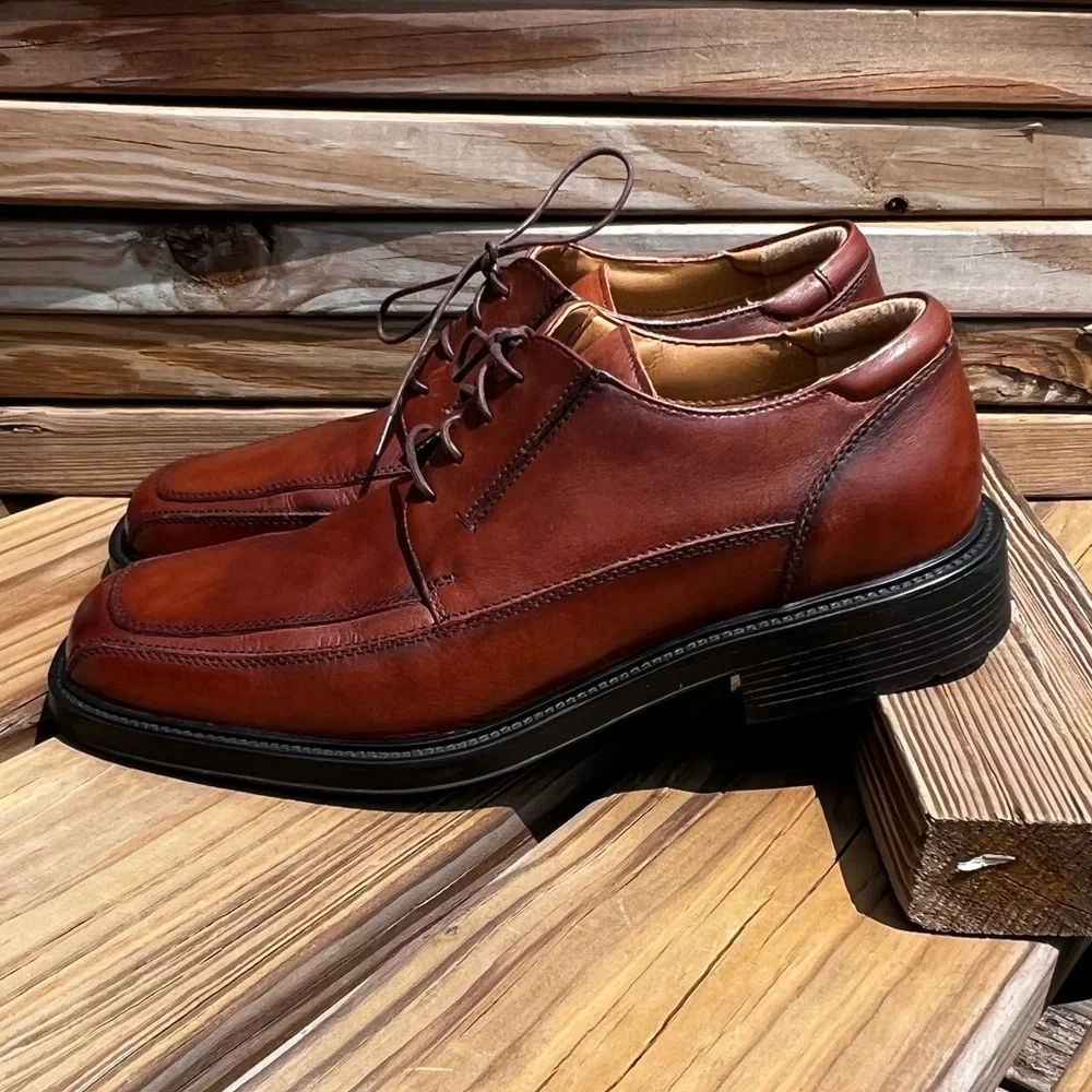 - Dockers Sz 10 Perspective Tan Leather Oxford Dress Shoes! EUC!